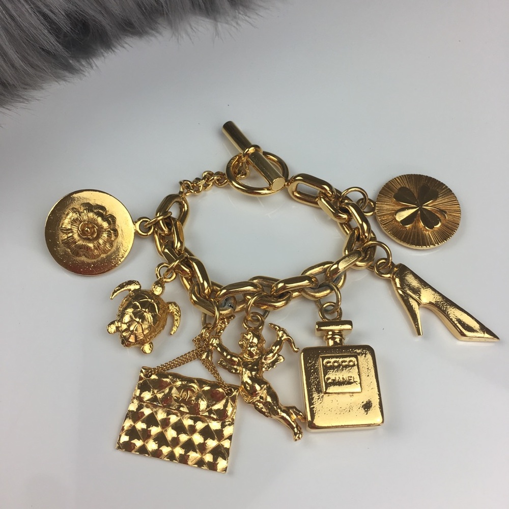 Chanel Vintage Charm Bracelet - Picture 2 of 6